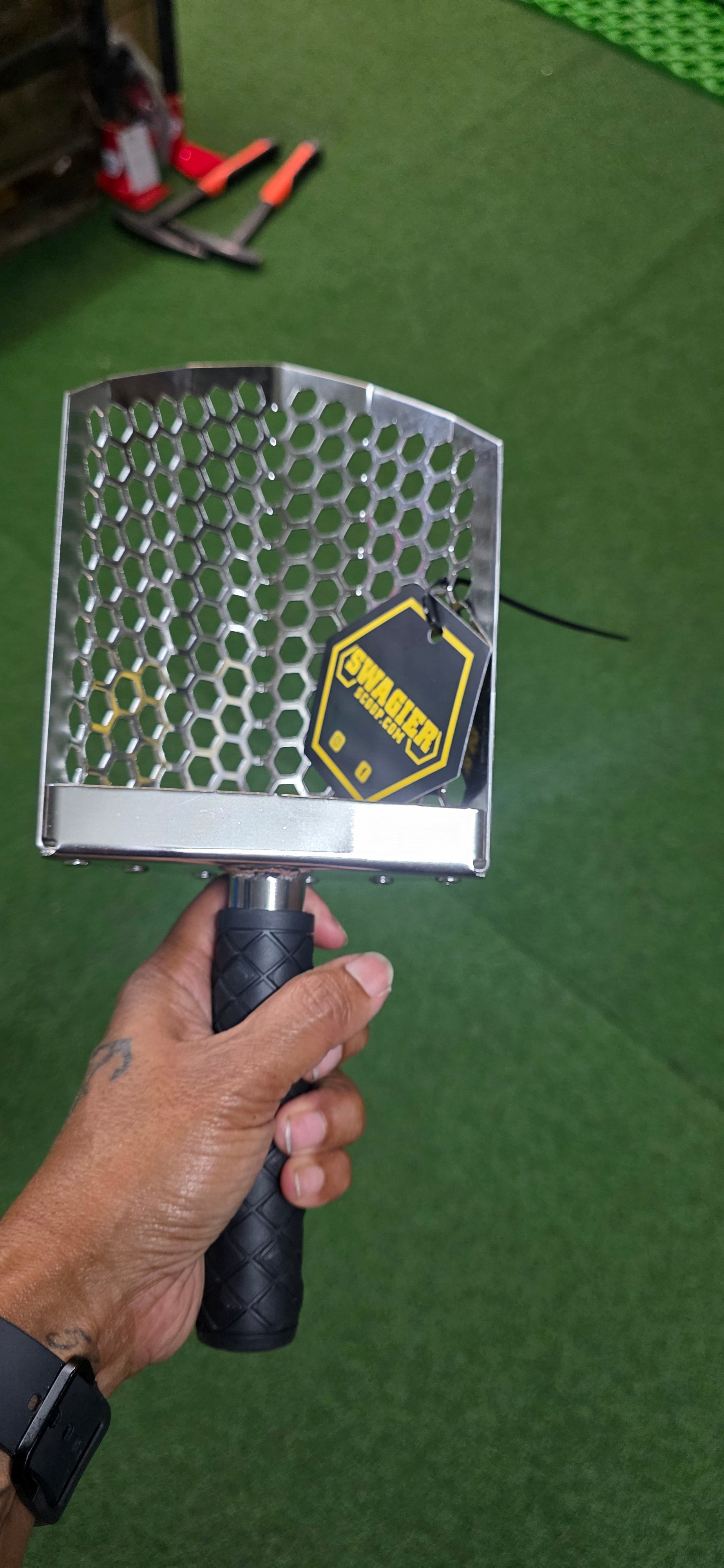 Handheld Beach Scoop - by Swaiger