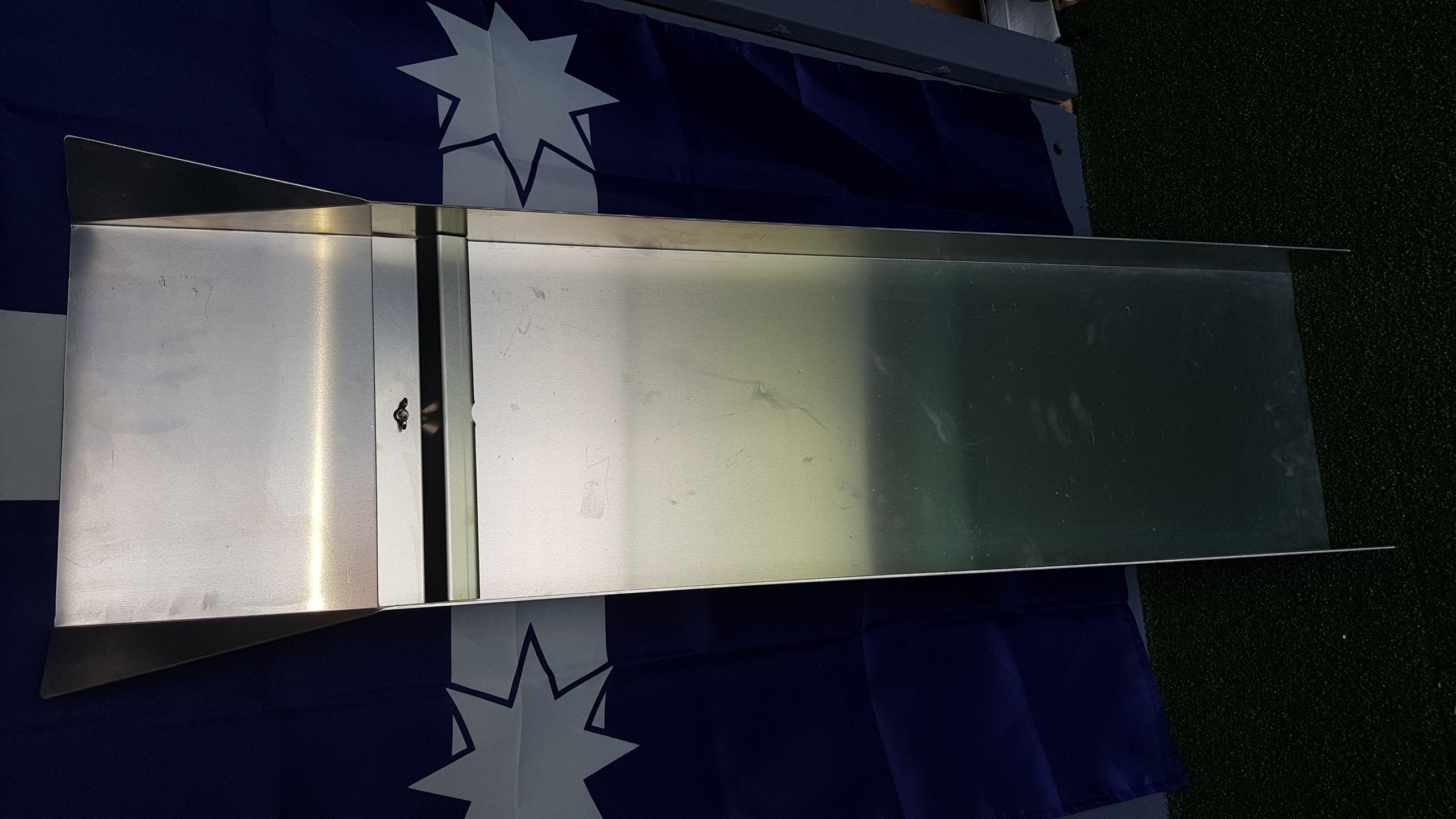 Bare Bones Gold Sluice - no matting