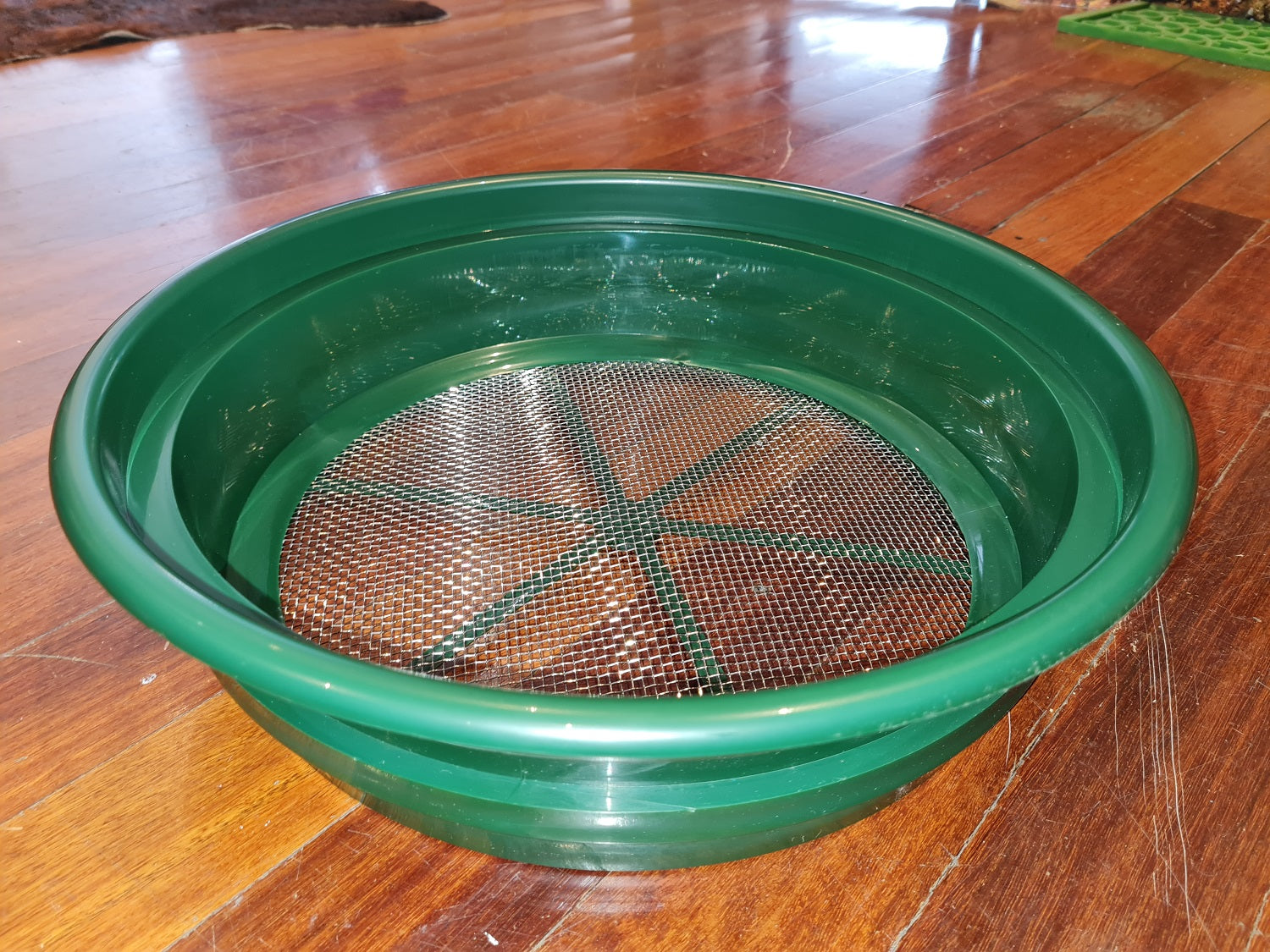 1/8 inch or 8 mesh Bucket Sieve